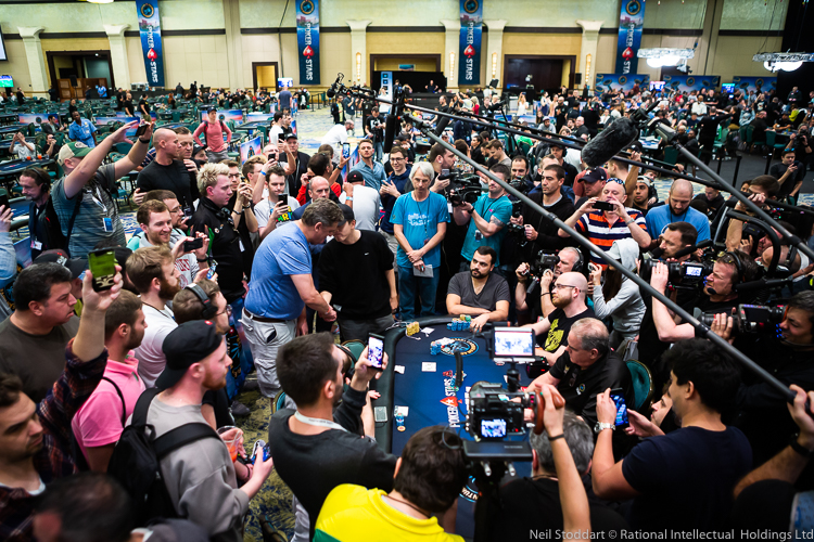 NEIL5154_Bubble_Paul_Leckey_PCA2019_Neil Stoddart